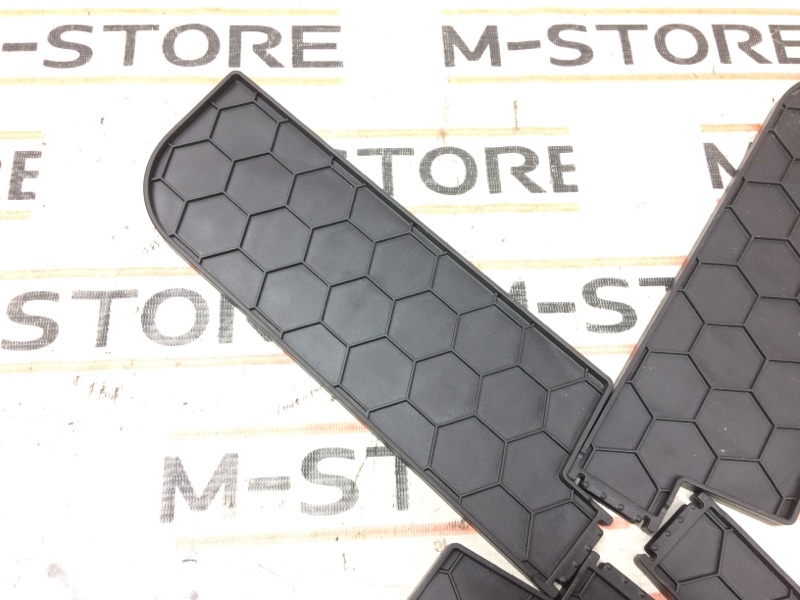 Пластик багажника, 510 рублей, Красноярск