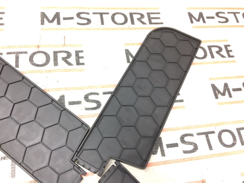 Пластик багажника, 510 рублей, Красноярск