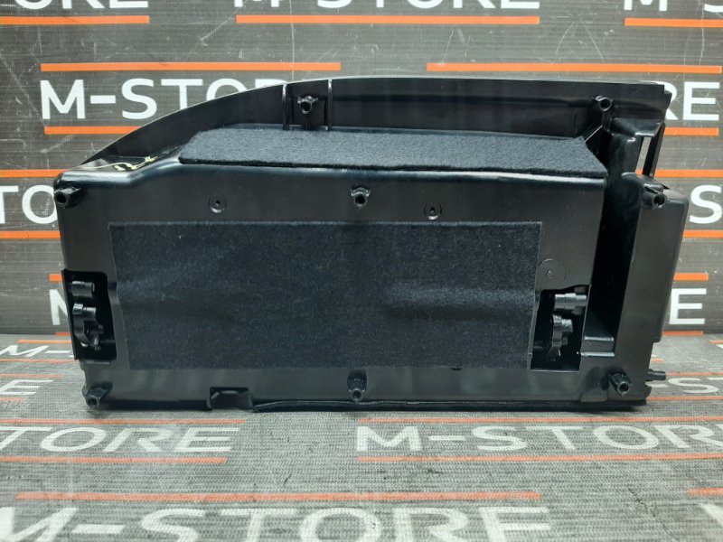 Бардачок двери, 670 рублей, Красноярск