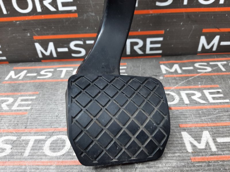 педаль тормоза, 350 рублей, Красноярск