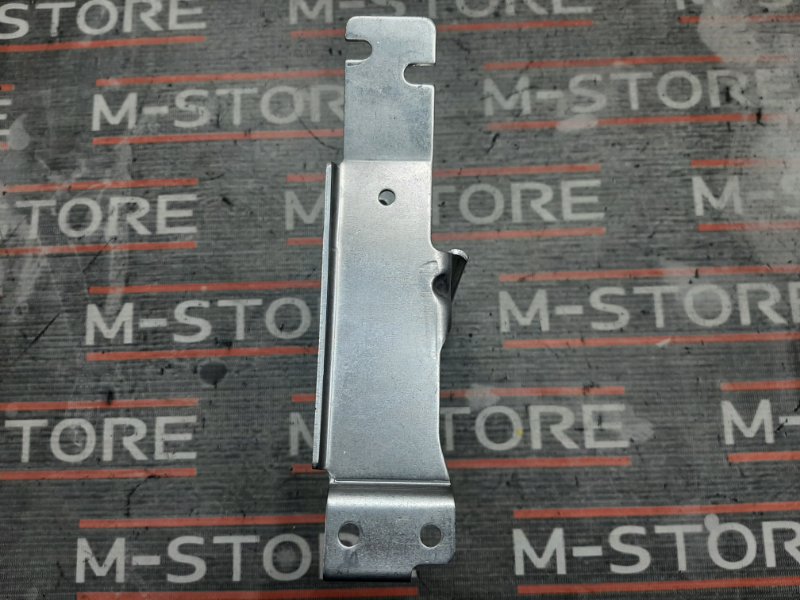 кронштейн центральной консоли, 300 рублей, Красноярск