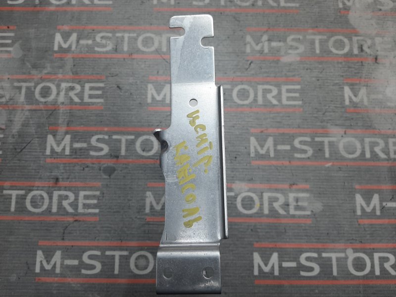 кронштейн центральной консоли, 300 рублей, Красноярск