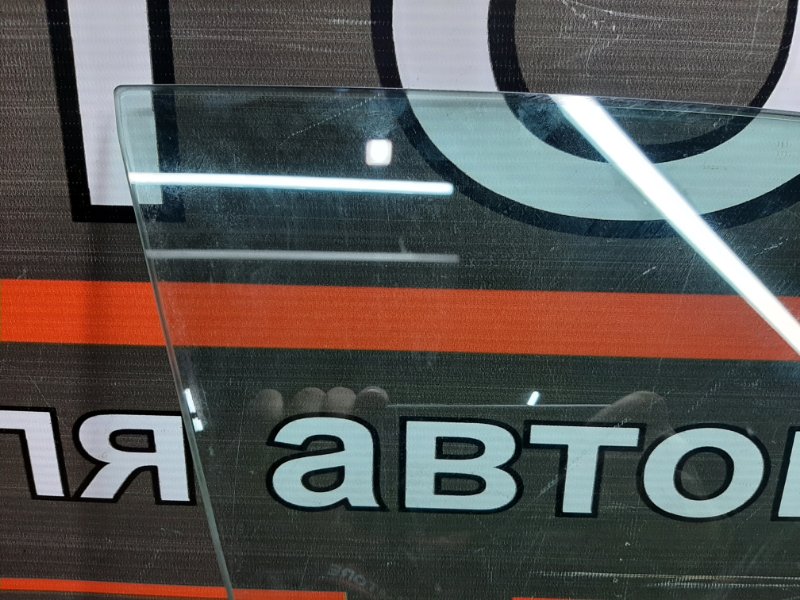 Стекло боковое, 700 рублей, Красноярск