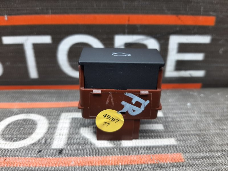 Кнопка открывания багажника, 200 рублей, Красноярск