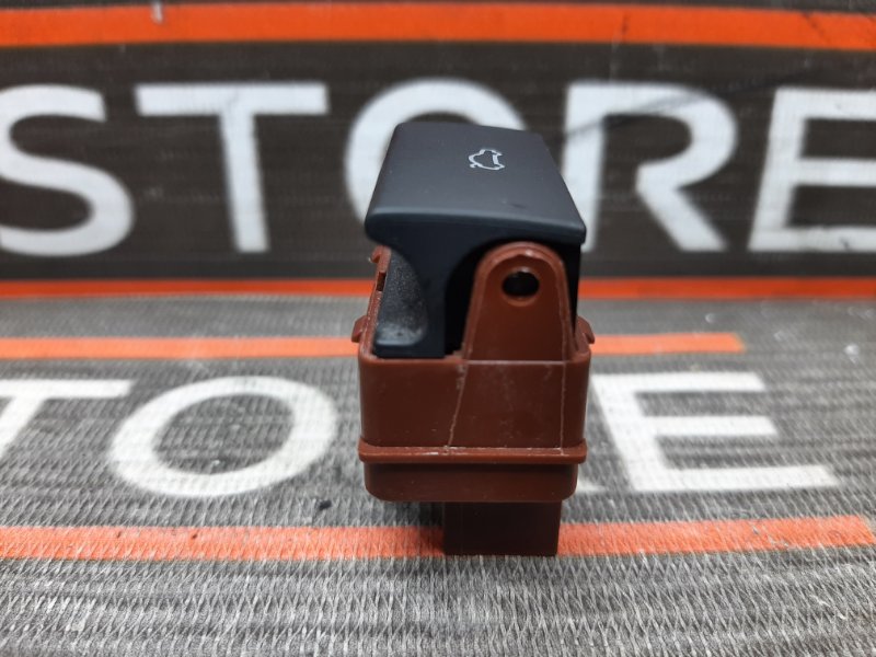 Кнопка открывания багажника, 200 рублей, Красноярск