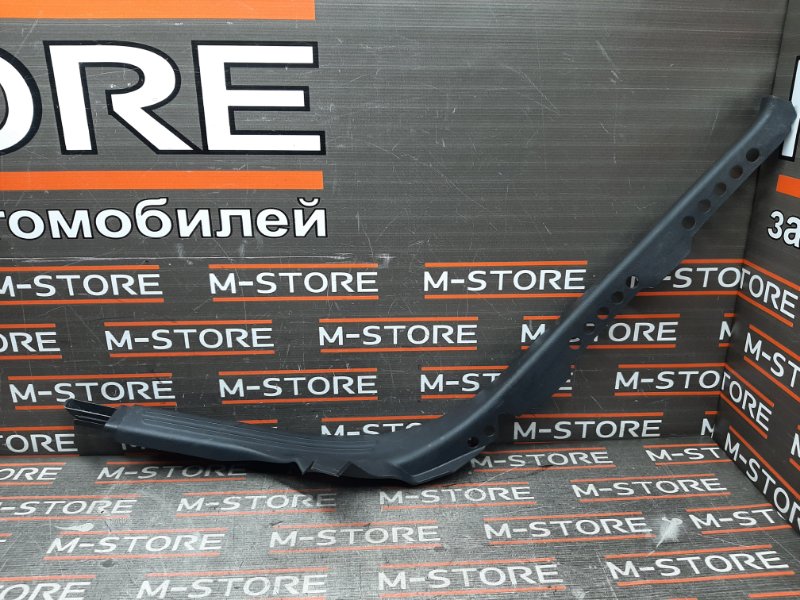 Накладка на порог салона, 300 рублей, Красноярск