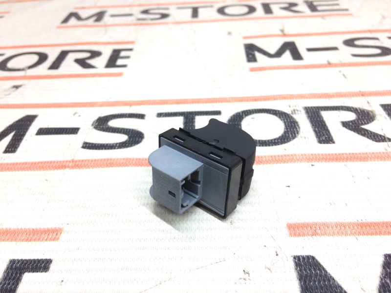 кнопка стеклоподъемника, 200 рублей, Красноярск