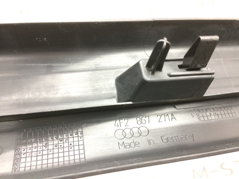 Накладка на порог салона, 480 рублей, Красноярск