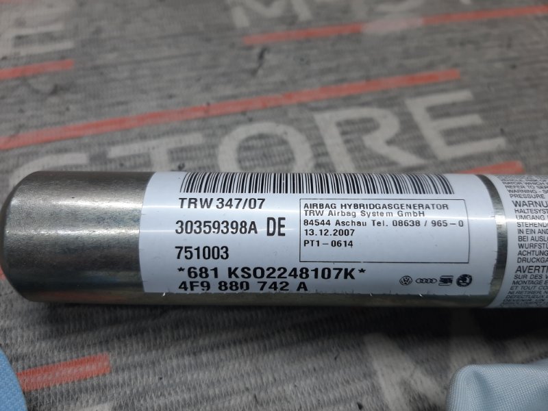 Подушка безопасности боковая (потолочная), 750 рублей, Красноярск