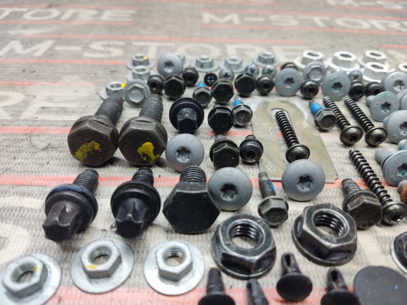 болты и гайки, 810 рублей, Красноярск