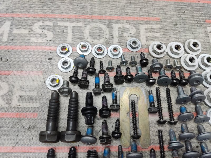 болты и гайки, 810 рублей, Красноярск