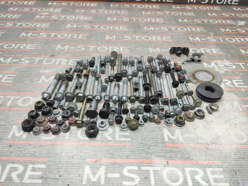 Болты и гайки ДВС, 930 рублей, Красноярск