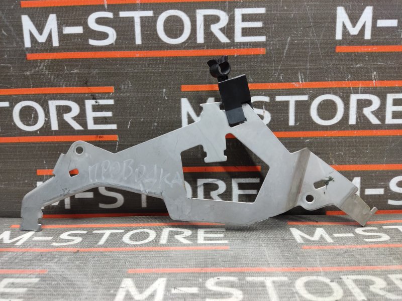 Кронштейн проводки, 300 рублей, Красноярск