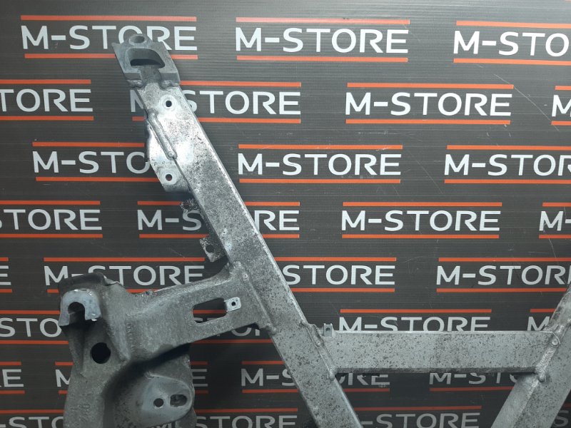 Балка поперечная (подрамник), 1400 рублей, Красноярск