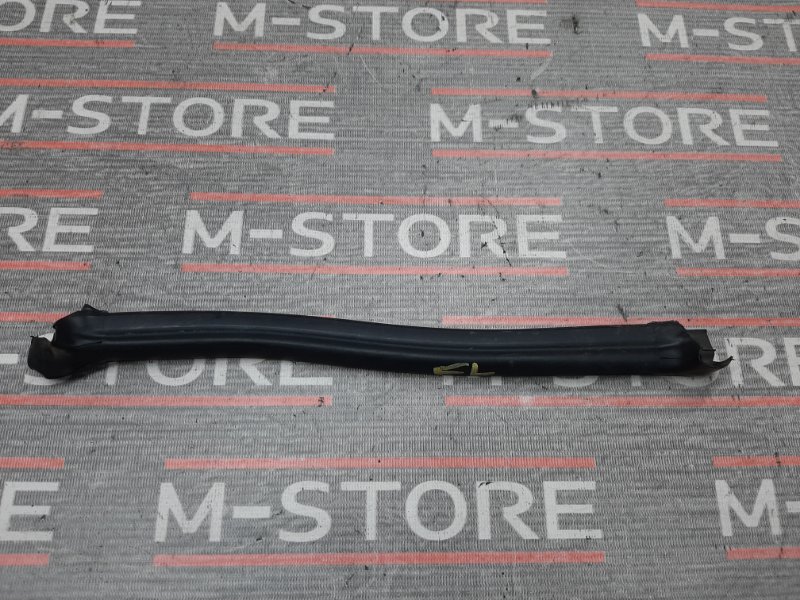 Уплотнитель капота, 340 рублей, Красноярск