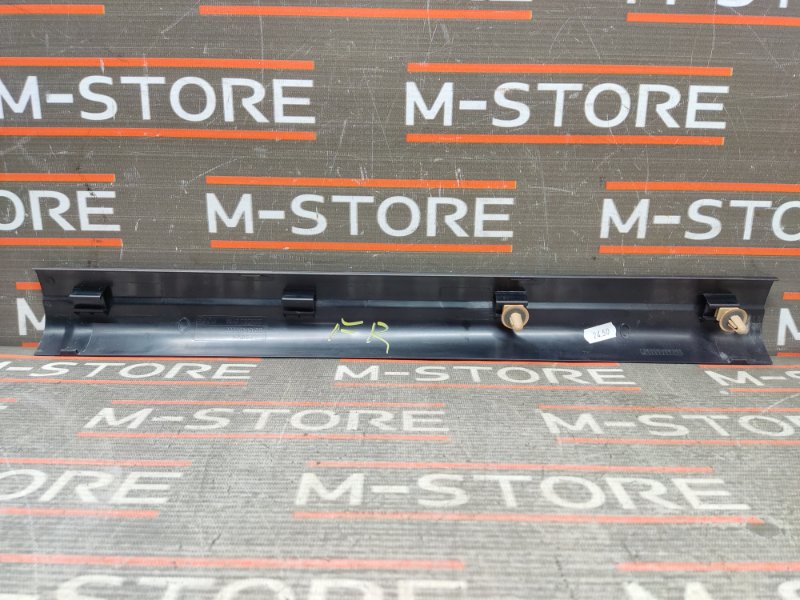 Накладка на порог салона, 210 рублей, Красноярск