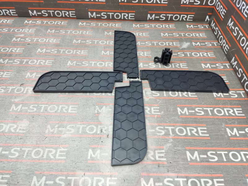 Пластик багажника, 510 рублей, Красноярск