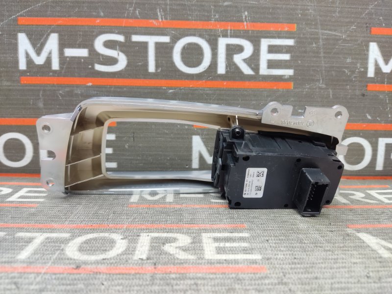 Кнопка стояночного тормоза, 1000 рублей, Красноярск