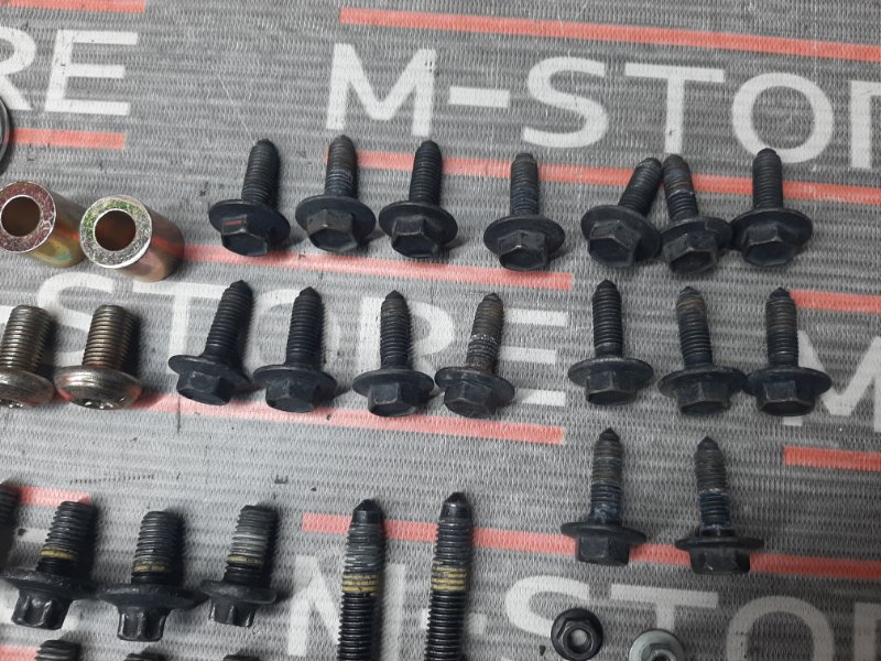 болты и гайки, 930 рублей, Красноярск