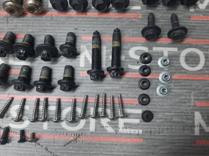 болты и гайки, 930 рублей, Красноярск