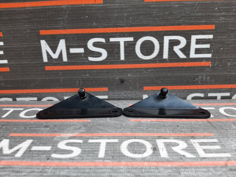 кронштейн амортизатора багажника, 300 рублей, Красноярск