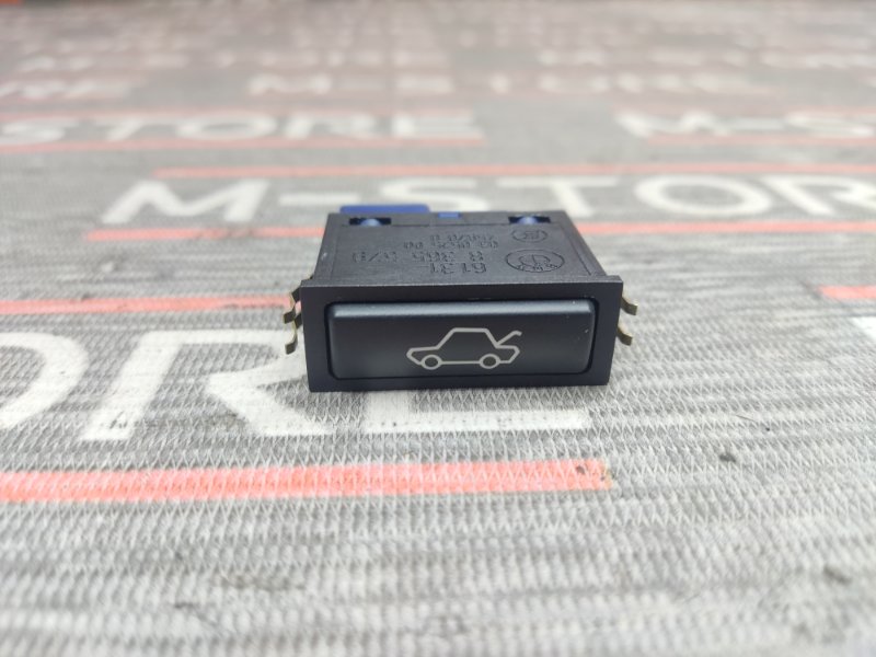 Кнопка открывания багажника, 210 рублей, Красноярск