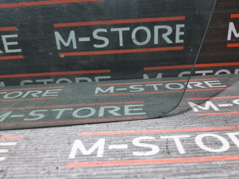 Стекло боковое, 300 рублей, Красноярск