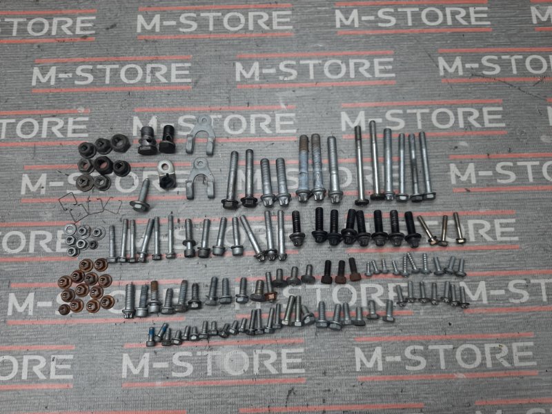 Болты и гайки ДВС, 930 рублей, Красноярск