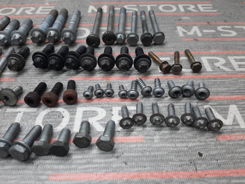 Болты и гайки ДВС, 930 рублей, Красноярск