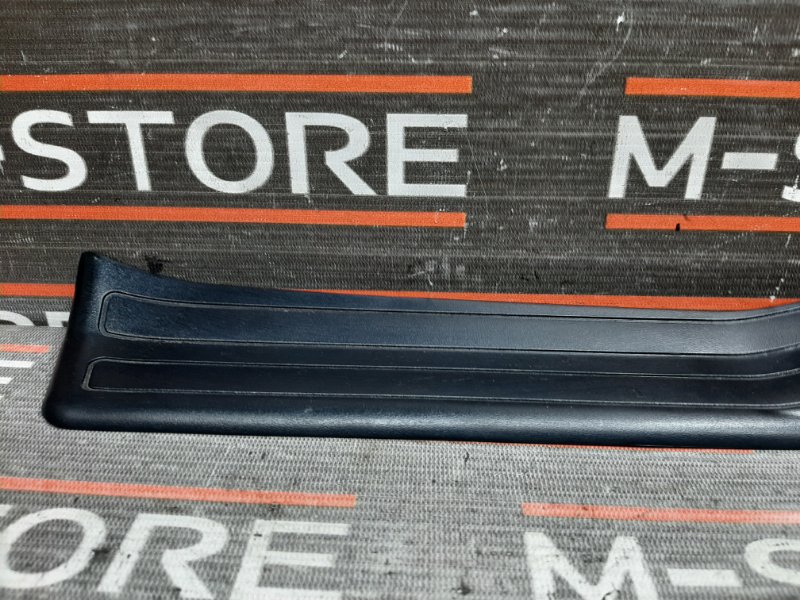 Накладка на порог салона, 350 рублей, Красноярск