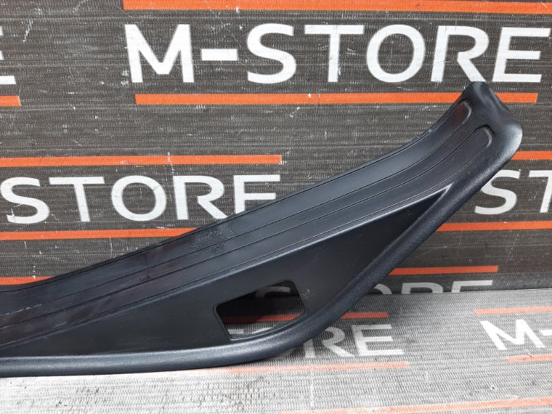 Накладка на порог салона, 350 рублей, Красноярск