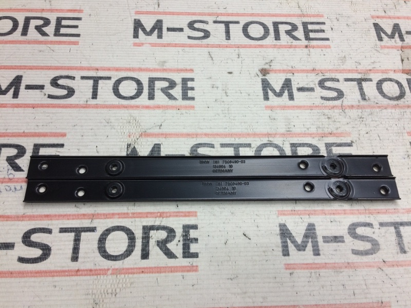 Кронштейн крышки двигателя, 340 рублей, Красноярск