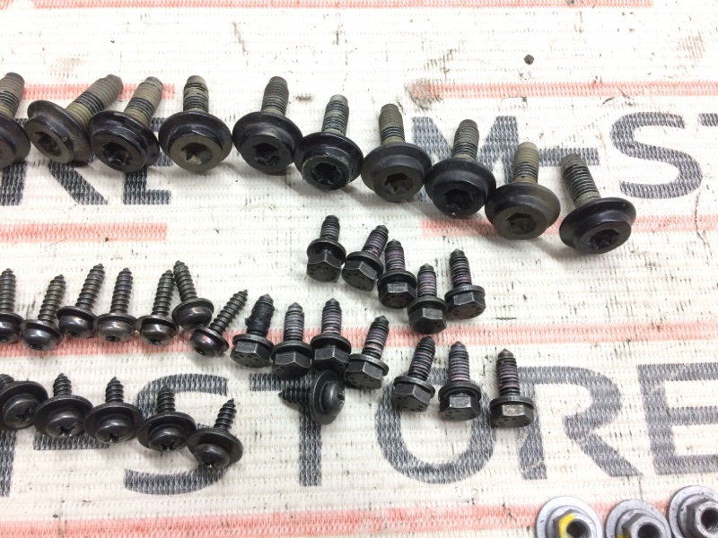 Болты и гайки салона, 1220 рублей, Красноярск