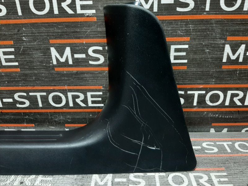 Накладка на порог салона, 210 рублей, Красноярск