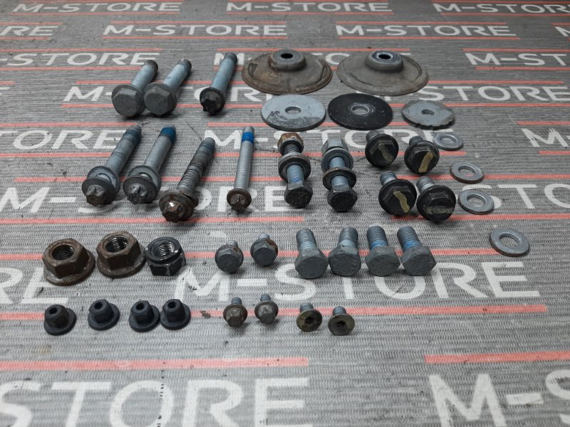 Болты и гайки задней подвески, 630 рублей, Красноярск