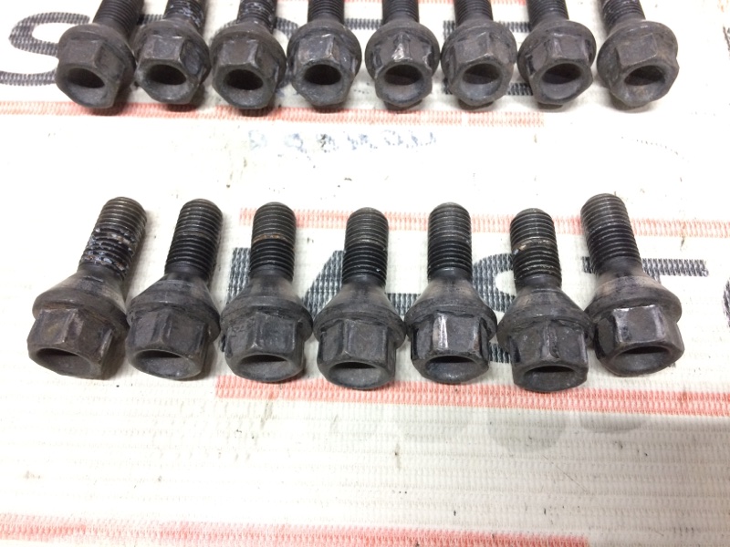 болт колесный, 1140 рублей, Красноярск