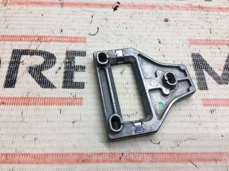 Кронштейн зеркала салона, 300 рублей, Красноярск