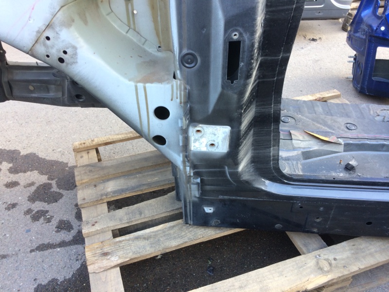 Четверть кузова, 4440 рублей, Красноярск