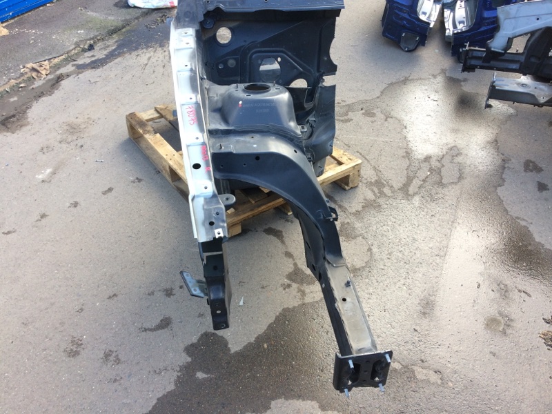 Четверть кузова, 4440 рублей, Красноярск