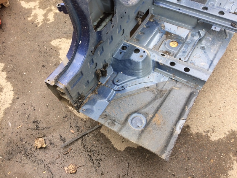 Четверть кузова, 6340 рублей, Красноярск