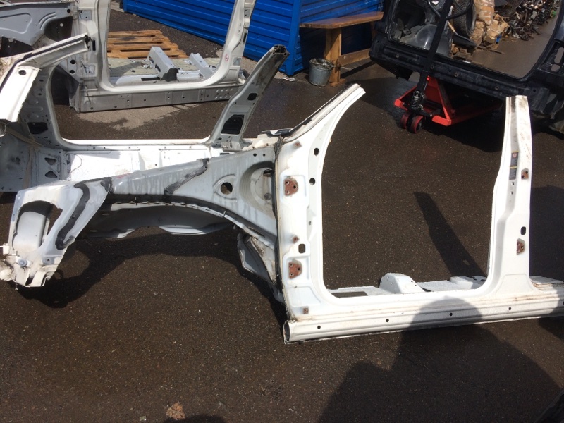 Четверть кузова, 8230 рублей, Красноярск