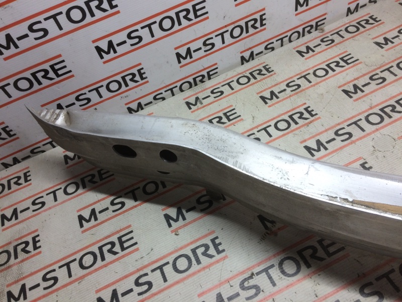 усилитель бампера, 700 рублей, Красноярск