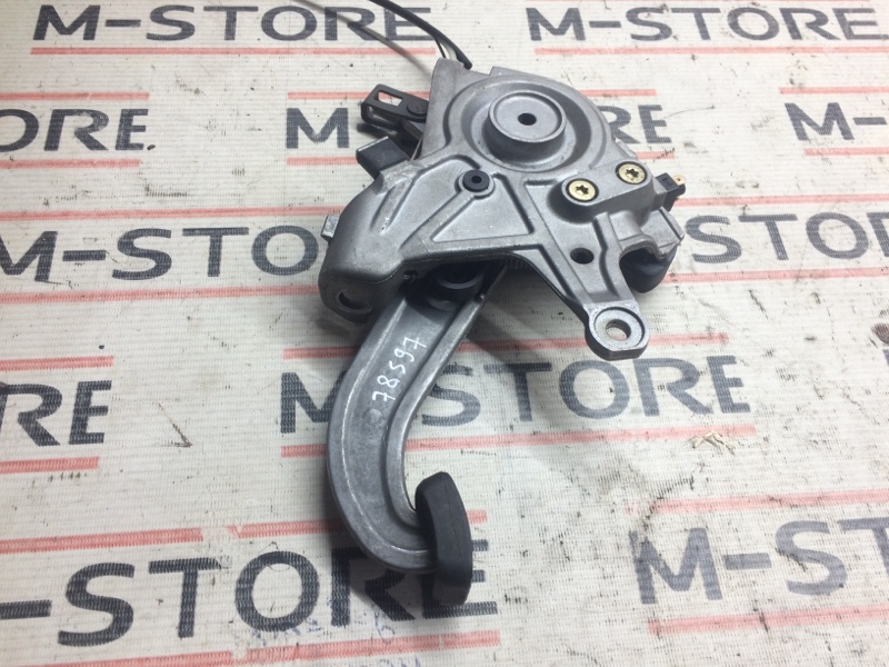 Педаль стояночного тормоза, 790 рублей, Красноярск