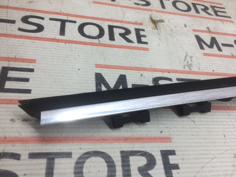 уплотнитель стекла двери, 380 рублей, Красноярск