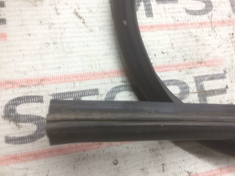 уплотнитель двери, 500 рублей, Красноярск