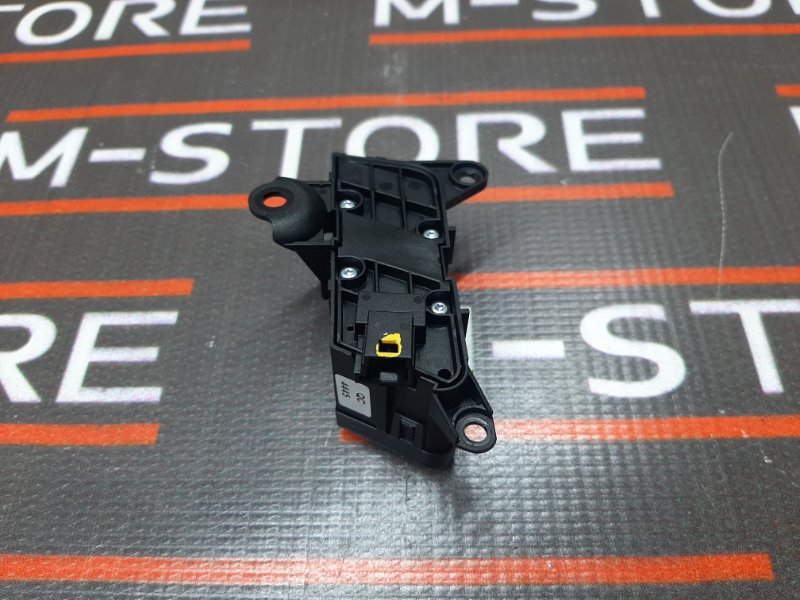 Кнопка центрального замка, 500 рублей, Красноярск