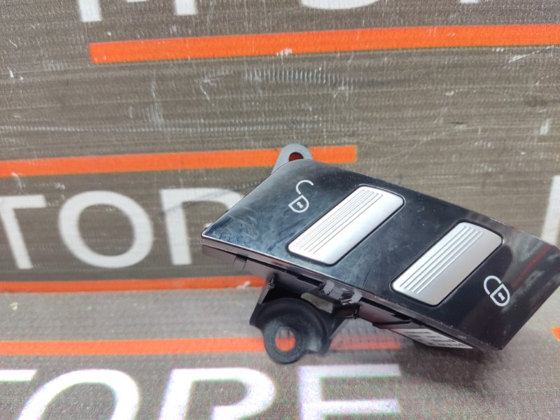 Кнопка центрального замка, 500 рублей, Красноярск