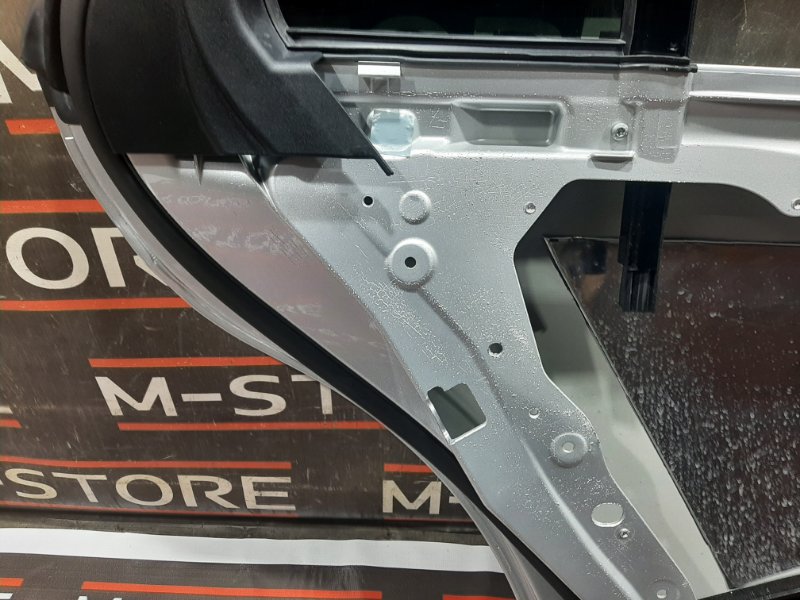 дверь, 10000 рублей, Красноярск