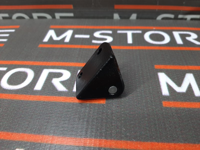 кронштейн ограничителя двери, 300 рублей, Красноярск