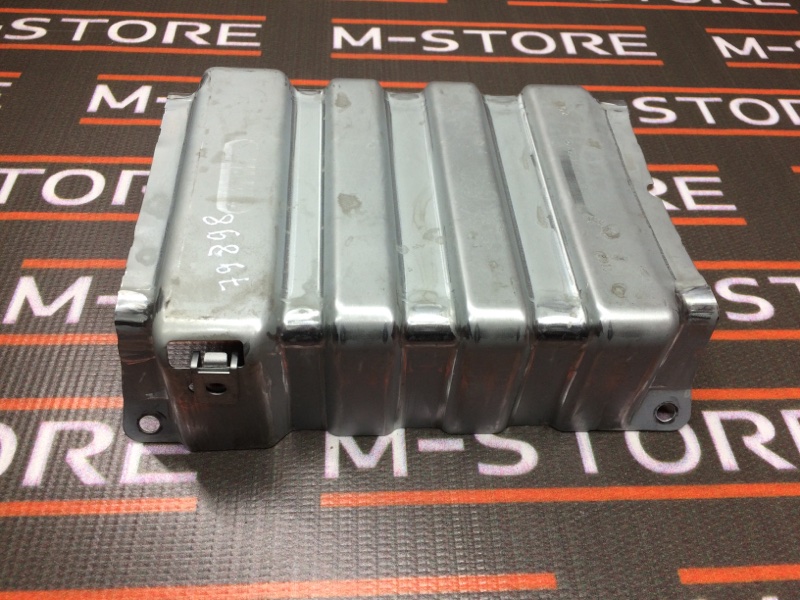 Кронштейн подлокотника, 340 рублей, Красноярск